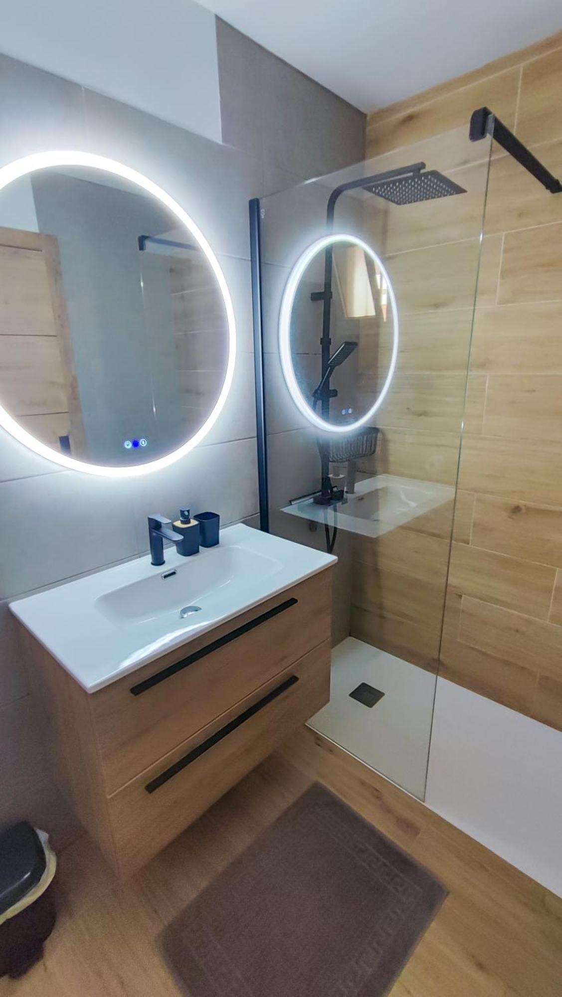 Diamantes - Relaxing Tenerife Getaway - Heated Pool - Los Cristianos Los Cristianos  Luaran gambar