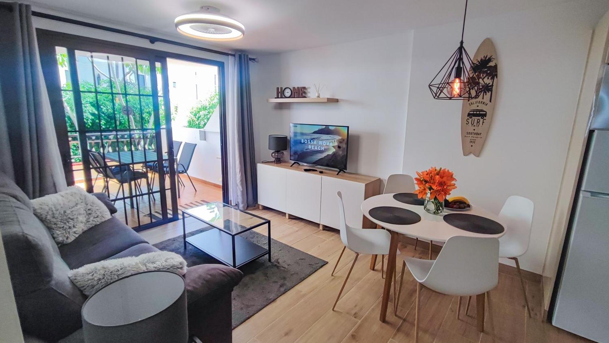 Diamantes - Relaxing Tenerife Getaway - Heated Pool - Los Cristianos Los Cristianos  Luaran gambar